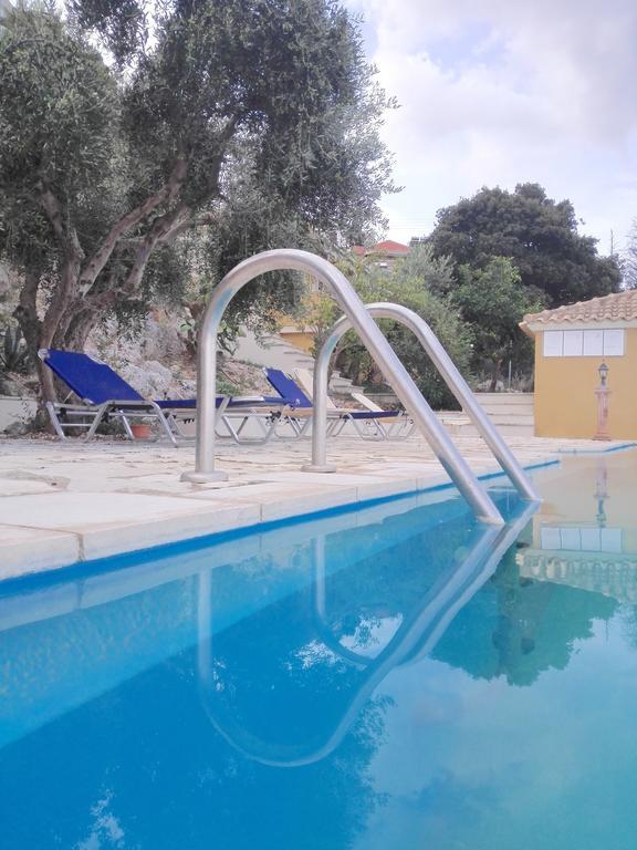 12 Gods Resort Pylos Zimmer foto