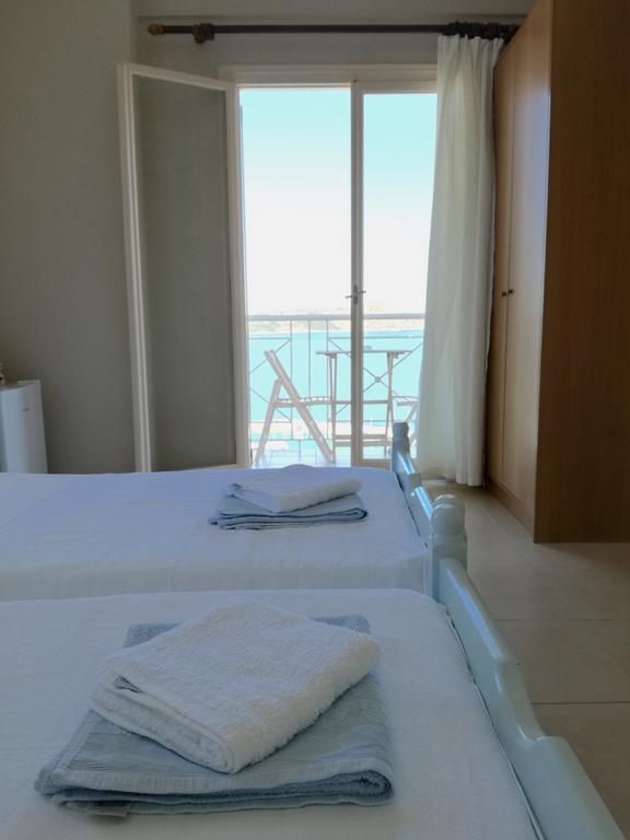 12 Gods Resort Pylos Exterior foto